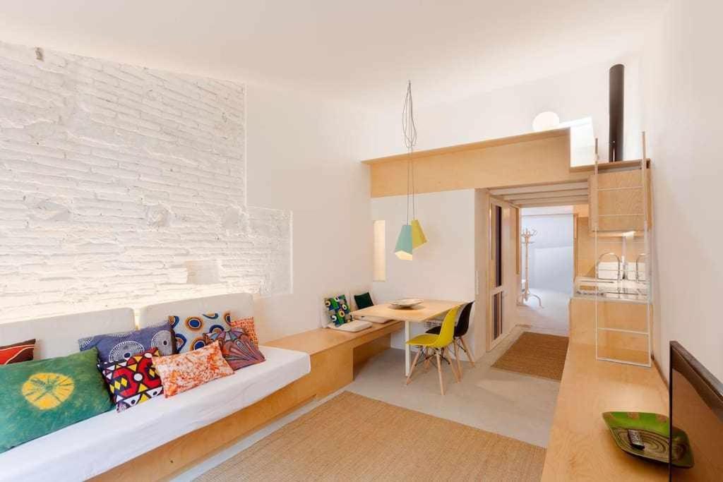 Apartamento Forca Cerca De La Catedral ชีโรนา ภายนอก รูปภาพ